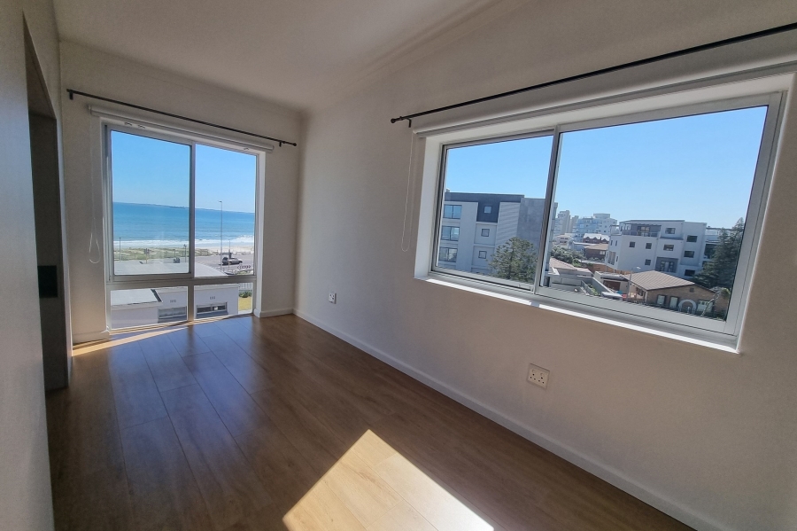 4 Bedroom Property for Sale in Beachfront Western Cape